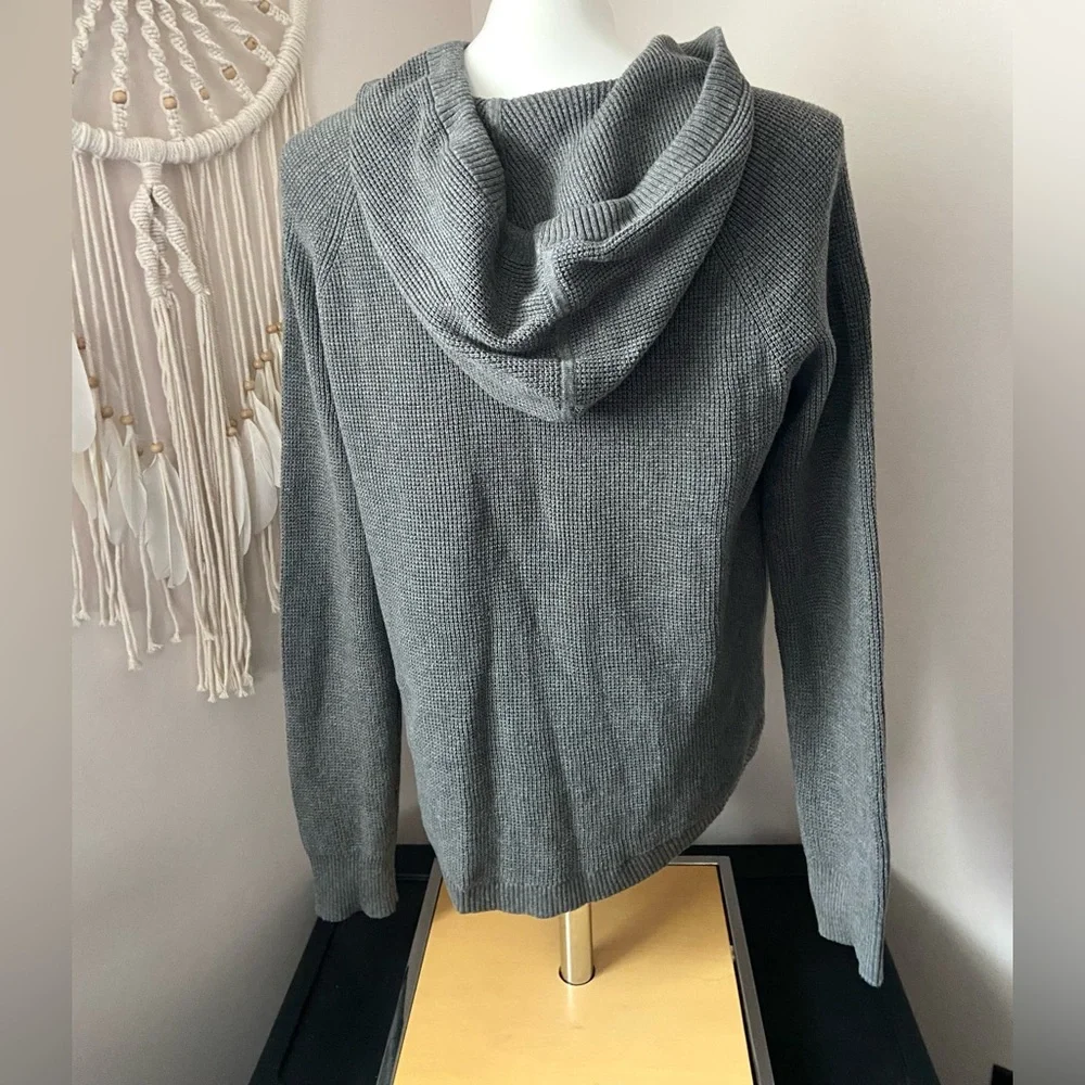 Lauren Ralph Lauren Women’s Gray Knit Sweater Size Medium
